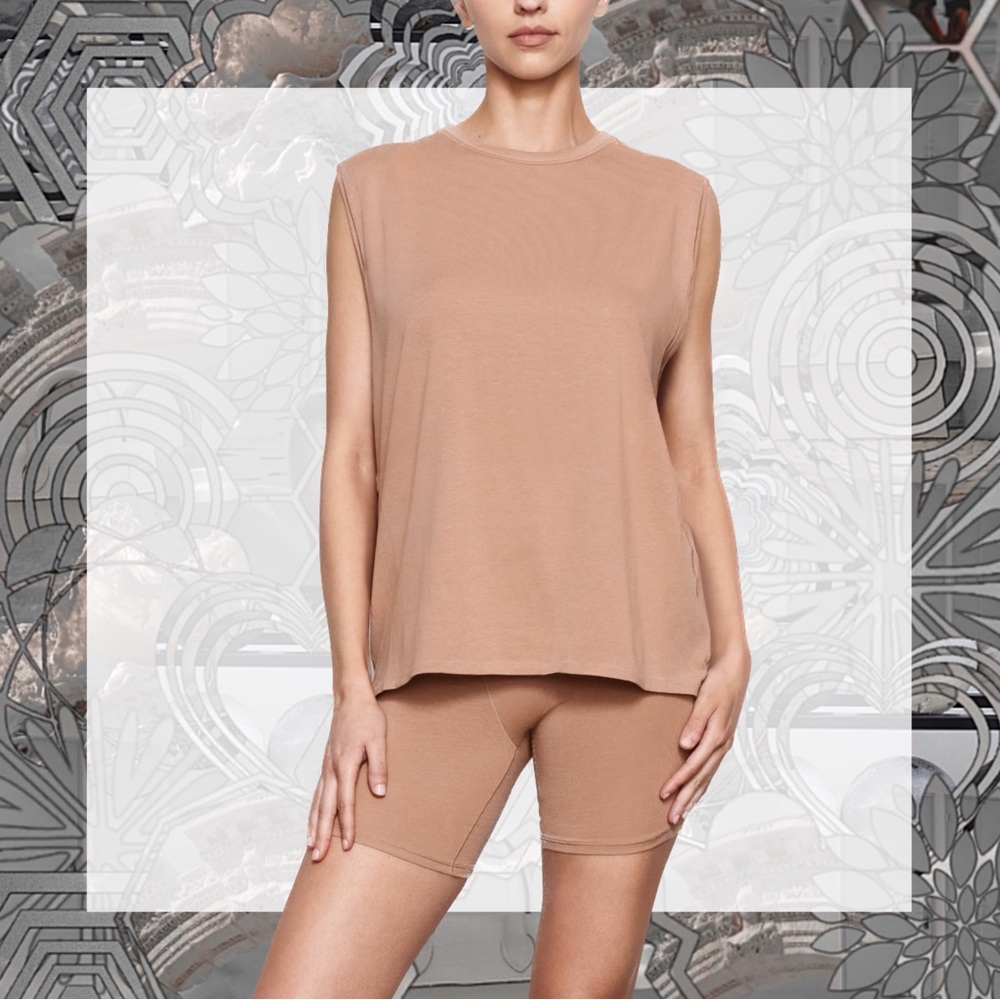 SKIMS Boyfriend Muscle Tank in Sienna size XS NWT! - Picture 2 of 5